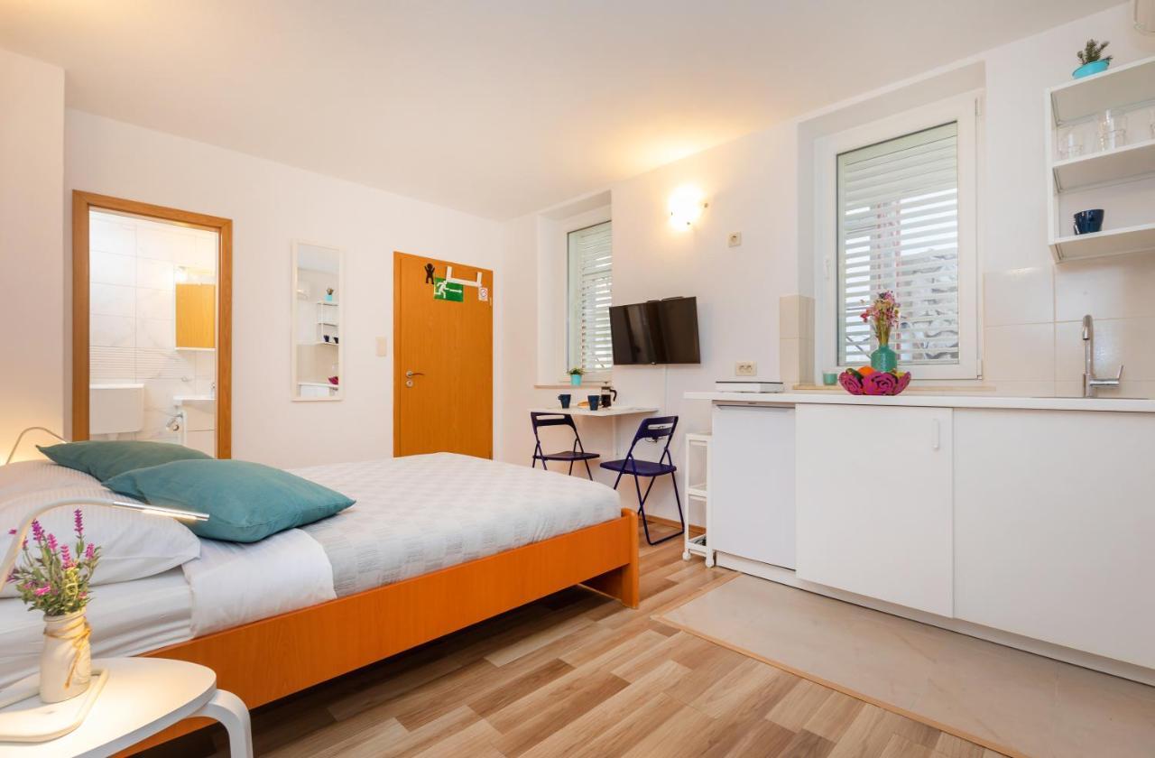 Bis Apartments 1 & 2 두브로브니크 외부 사진